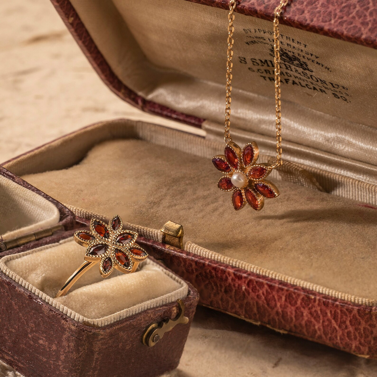 Jewelry Set - Garnet Mother Pearl Floral Ring & Necklace 